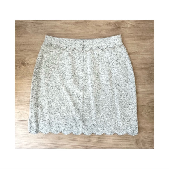Club Monaco Light Gray Mini Skirt - Picture 2 of 6